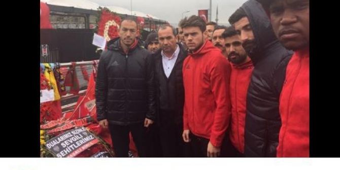 Kayserispor Şehitler Tepesi’nde Dua Etti