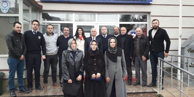 Ak Parti Gölyaka Teşkilatından Polise Ziyaret