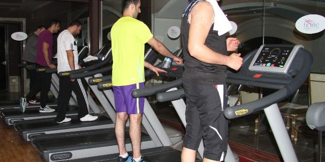 Elit World Van Otel’de Spor Ve Havuz Keyfi