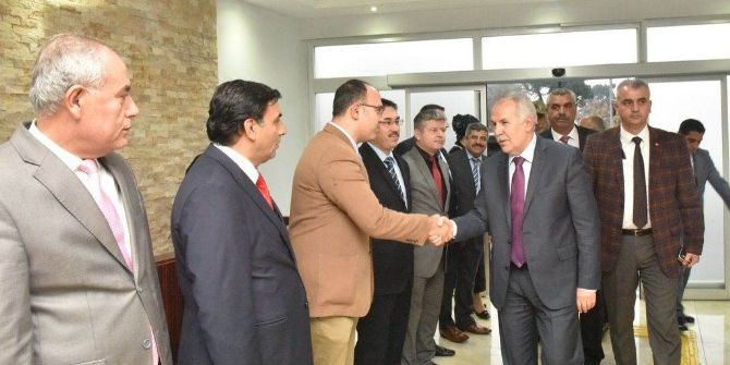 Vali Ata: "Kumlu Potansiyele Sahip Bir İlçe"