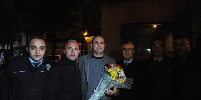 Mahalleliden "Polisimin Yanındayım" Ziyareti