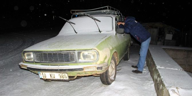 Kazdağları’nda Sürücülere Kar Engeli