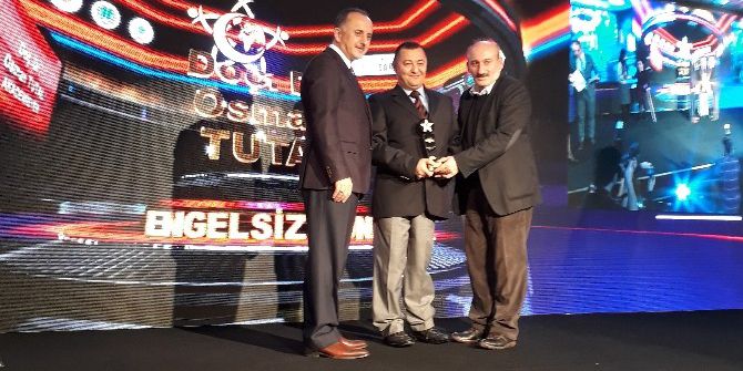 Anadolu Üniversitesi Öğretim Üyesi Doç. Dr. Tutal’a “Engelsiz Dünya” Ödülü