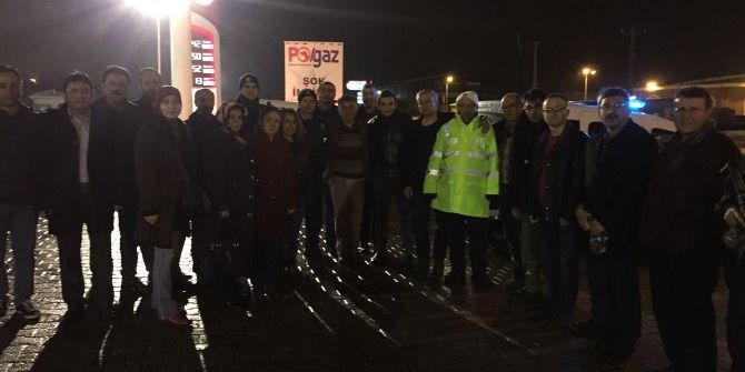 Ak Parti Merkez İlçe Yönetimi Polisleri Ziyaret Etti