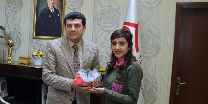 Çocuklardan Müdür Bozçelik’e Ziyaret