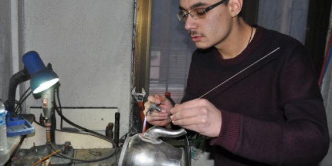 Eski Eşyalar ’Çaydanlık Hastanesi’nde Hayat Buluyor