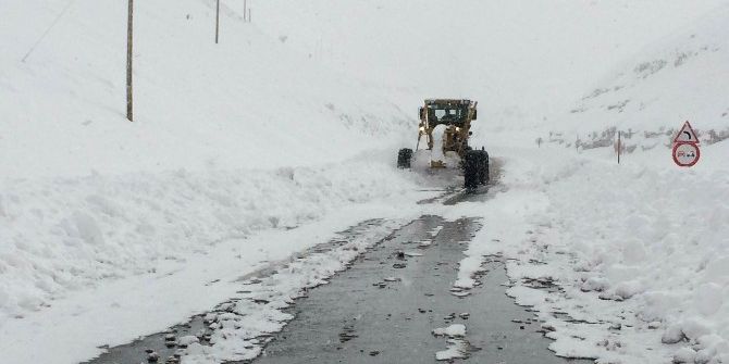 Van’da 64 Mahalle Yolu Kapalı