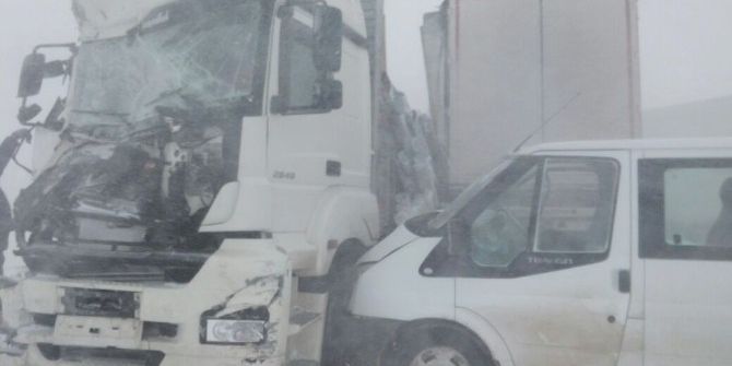 Sivas’ta Zincirleme Kaza: Çok Sayıda Yaralı Var