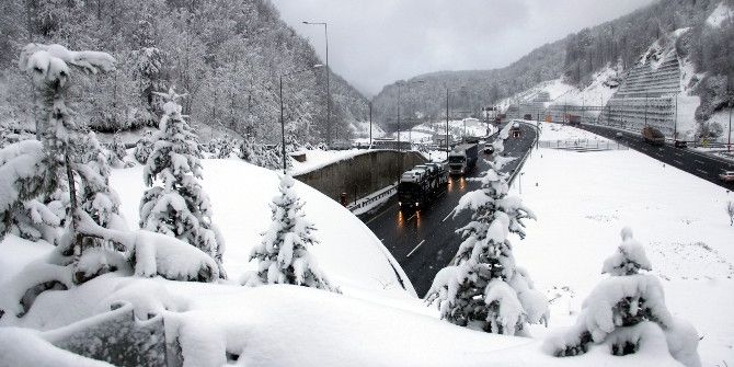 Bolu Dağı’nda Uzun Araç Kuyrukları Oluştu