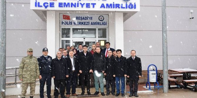 Reşadiye’de Polise Destek