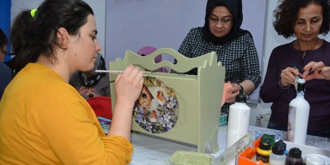 Evdeki Stresi Fırçalarla Atıyorlar