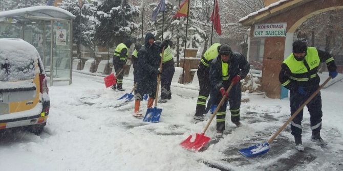Kahramanmaraş Büyükşehir Belediyesi’nin Kar Nöbeti