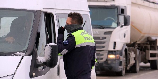 Sivas’ta 3 Yolcu Otobüsü Devrildi: 25 Yaralı