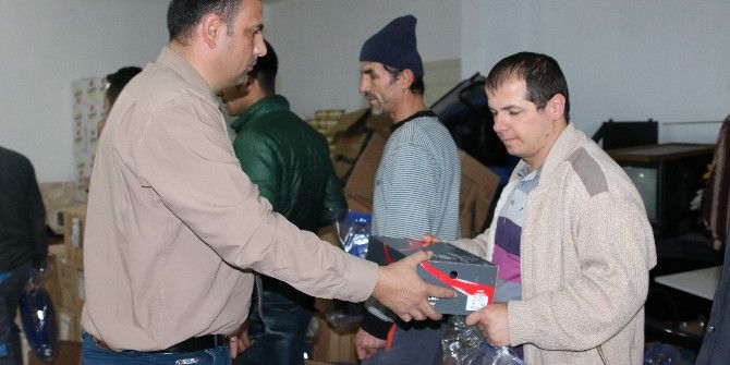 Beyşehir Belediyesi Personeline Koruyucu Kışlık Elbise Dağıtıldı