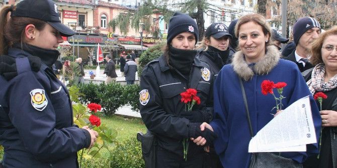 İstanbul’daki Terör Saldırısı Trabzon’da Protesto Edildi