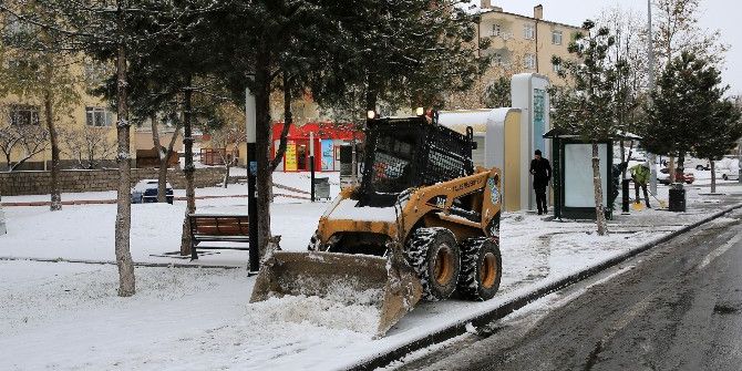 Talas’ta Karla Mücadele Aralıksız Sürüyor