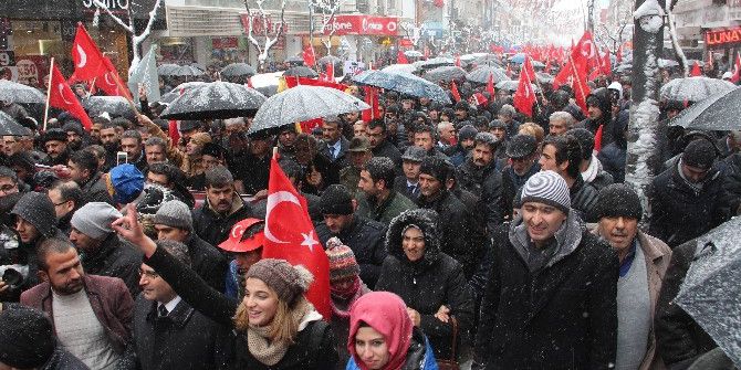 Elazığ’da Teröre Lanet Yürüyüşü