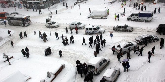 Erzurum’da Okullar Yarın Da Tatil Edildi