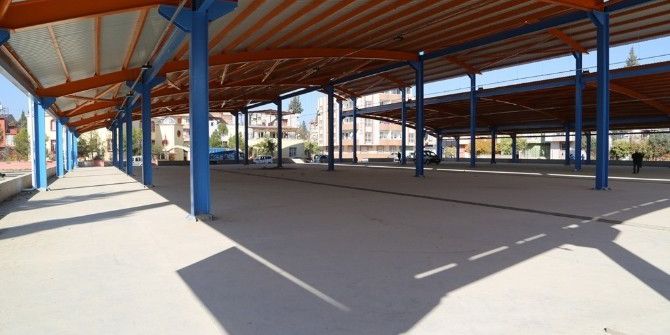 Yüreğir’in İkinci Kapalı Semt Pazarı Hizmete Hazır
