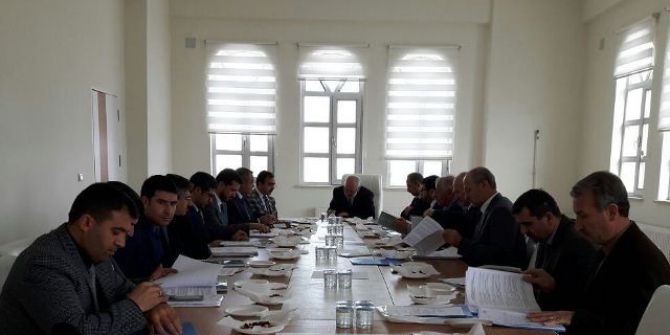 Gürpınar’da İlçe Müftüleri Toplantısı