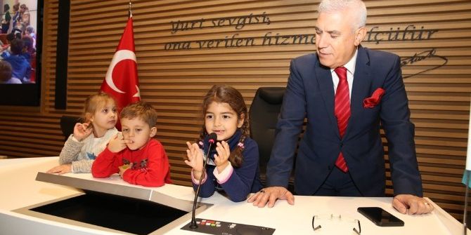 Minikler ‘Çocuk Sokağı’a Başkan Seçti