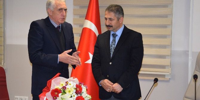 Türk-iş Ve Bağlı Sendikalardan Şehit Polisler İçin Başsağlığı Ziyareti