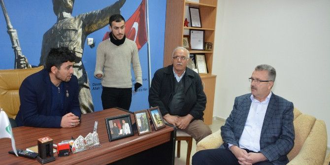 Özkan’dan Anlamlı Ziyaret