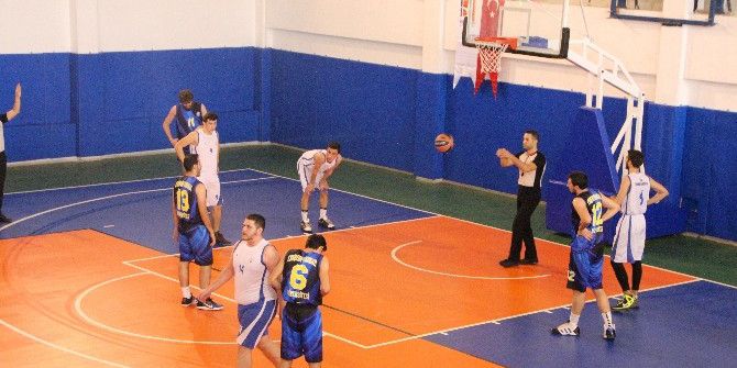 Bilecik’teki Basketbol 2. Lig Grup Müsabakaları