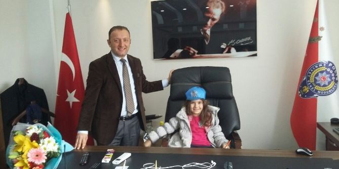 Didimli Öğrenciler Emniyet Mensuplarına Moral Verdi