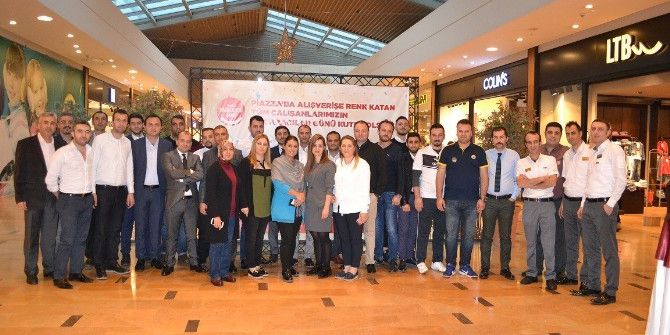 "Mağazacılar Günü" Kutlandı