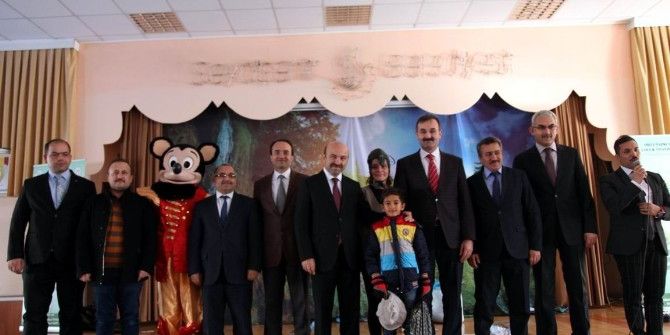 Seydişehir’de "Caretta Caretta Milli Parklarda" Adlı Çocuk Oyunu Sahnelendi