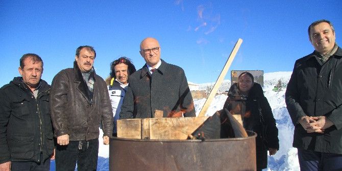 Uludağ’da Yakılan Meşale İle Sezon Erken Açıldı