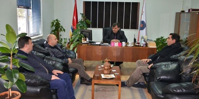 Gediz Belediye Başkanı Saraoğlu’ndan İlçe Emniyet Müdürlüğü’ne Taziye Ziyareti