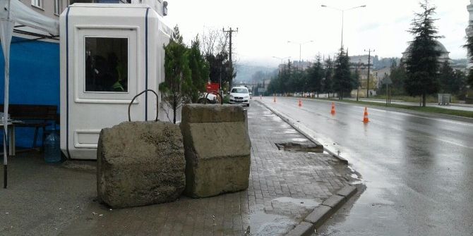 Büyükşehirden Emniyete Jest