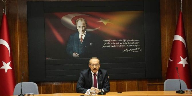 Vali Yavuz, Müdürlerle Toplandı