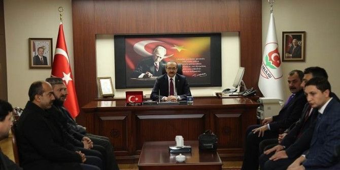 Muş Kardeşlik Platformu Üyelerinden Vali Yavuz’a Ziyaret