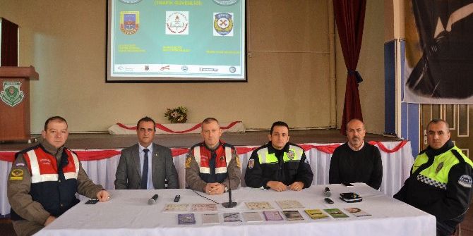 Taşımalı Eğitim Kapsamında Öğrenci Taşıyan Servis Şoförlerine “Sürücü Eğitimi”