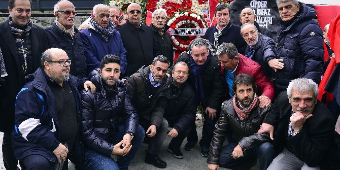 Tsyd Başkanı Oğuz Tongsir Ve Yönetim Kurulu Şehitler Tepesi’ne Çelenk Bıraktı