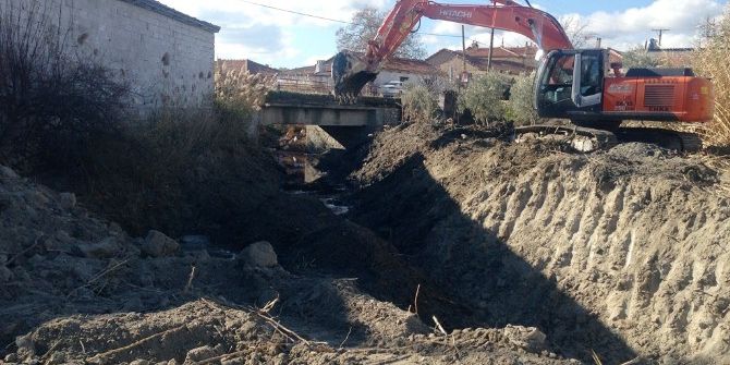 Akhisar’ın Dereköy Mahallesi Sel Baskınlarından Kurtuluyor