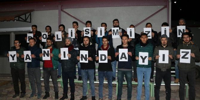 Üniversiteli Gençlerden "Polisimin Yanındayım” Kampanyasına Destek