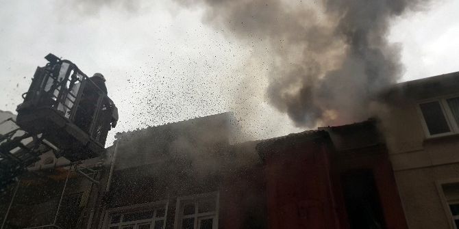 80 Yaşındaki Yatalak Hasta Yanarak Can Verdi