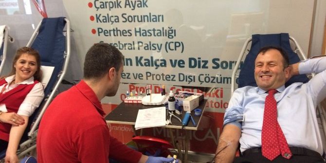 Hastane Çalışanları Kan Bağışında Bulundu
