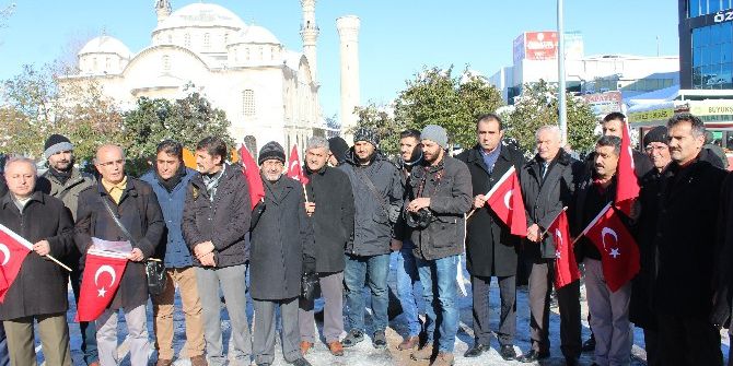 Gazeteciler Terörü Kınadı