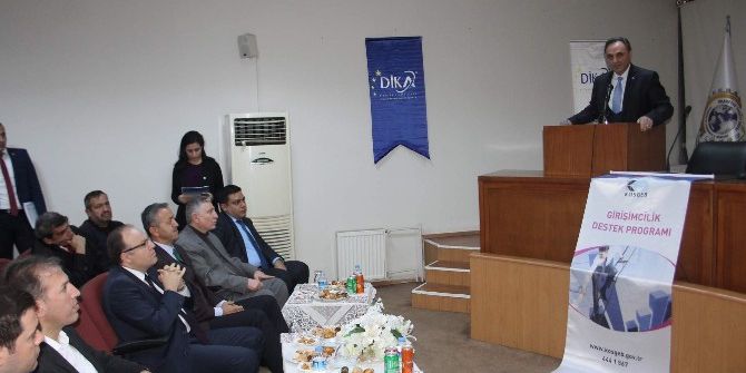 Siirt’te ‘Kredi Ve Sigorta Bilgilendirme’ Semineri Ve Sertifika Töreni Düzenlendi