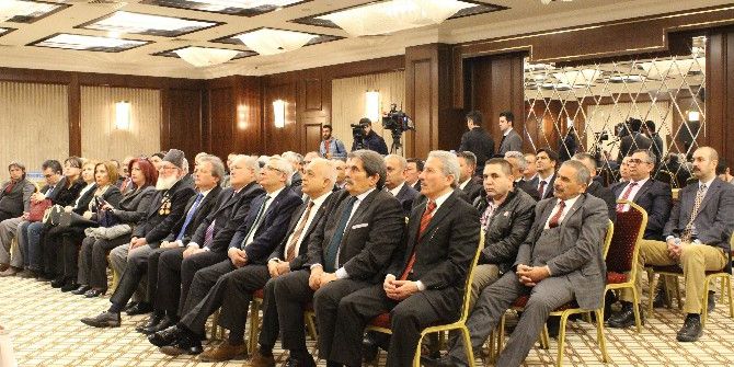 Alternatif Politikalar Merkezi Başkanı Mahmut Koçak: