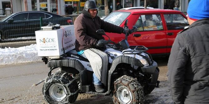 Niğde Belediyesi Karla Mücadeleye Atv İle Devam Ediyor