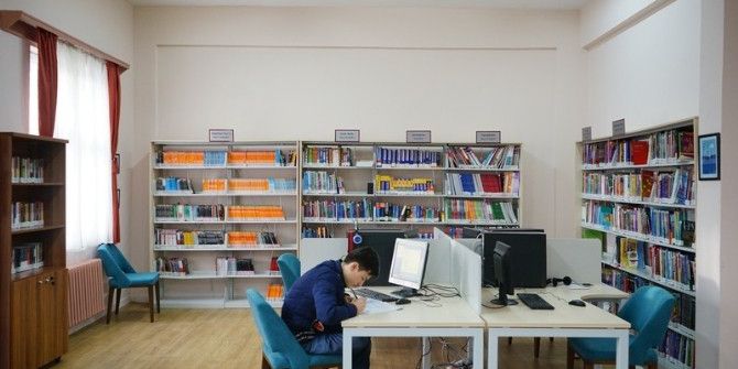 Yabancı Diller Yüksekokulu Kütüphanesi Geniş Bir Alana Taşınarak Yenilendi