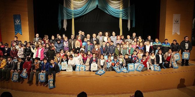 Geri Dönüşüm Tiyatro İle Anlatıldı