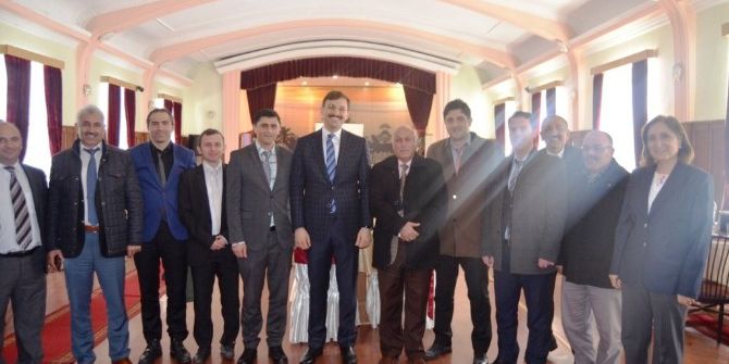 Kaymakam Zafer Öz’e Veda Yemeği