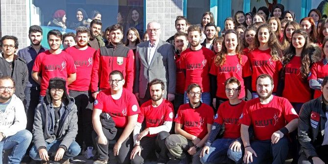 Başkan Kurt, Gençlerle Bir Araya Geldi